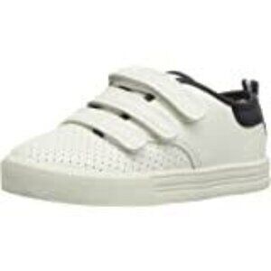 OshKosh B'Gosh Size 9 White Sneakers